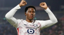 England find a way to win to stay in title mix